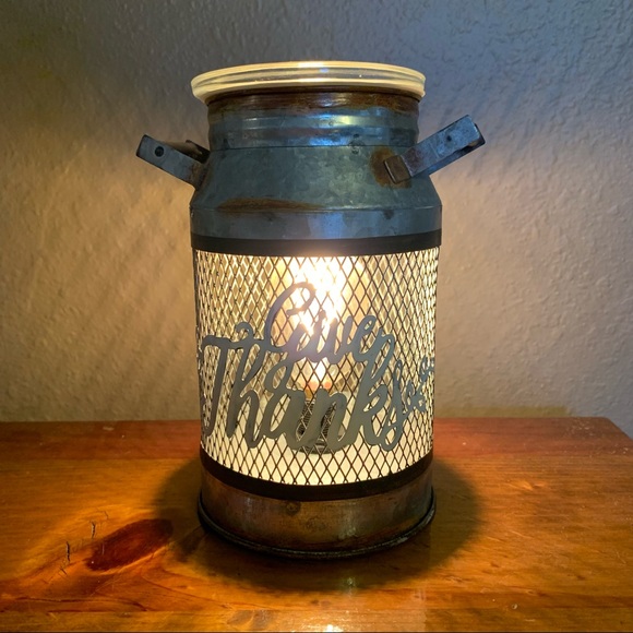 Scentsy Warmer & Scent Melts Bundle - Picture 2 of 8